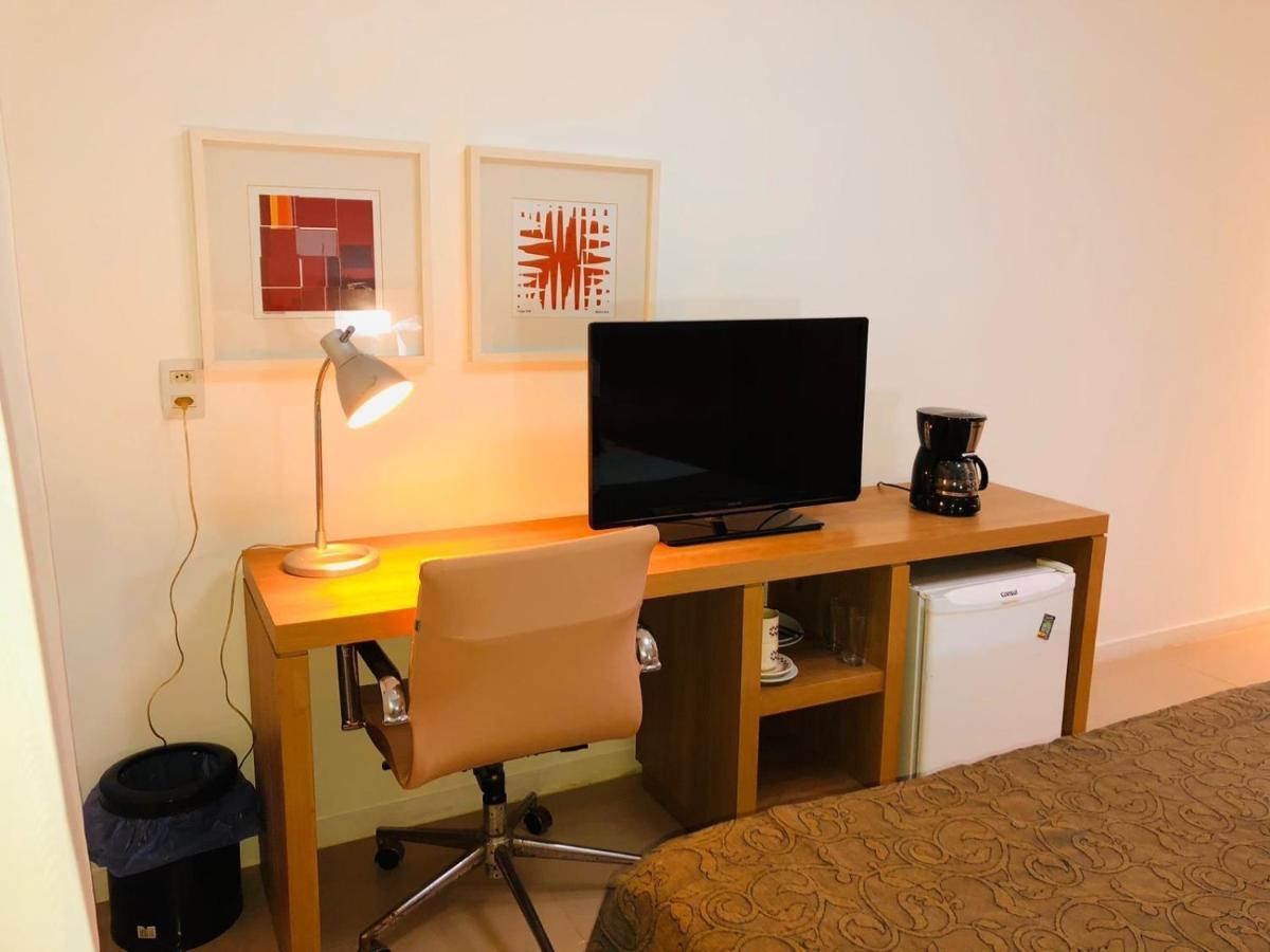 Apartamento Ape Pratico, Com Wi Fi, Ar Na Nova Barra Da Tijuca *